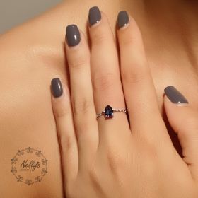 טבעת שרשרת עם זירקון טיפה קטן  בצבע כחול ספיר